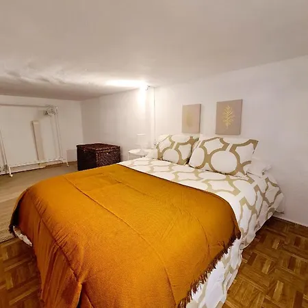 Banos Expo92 Apartmán